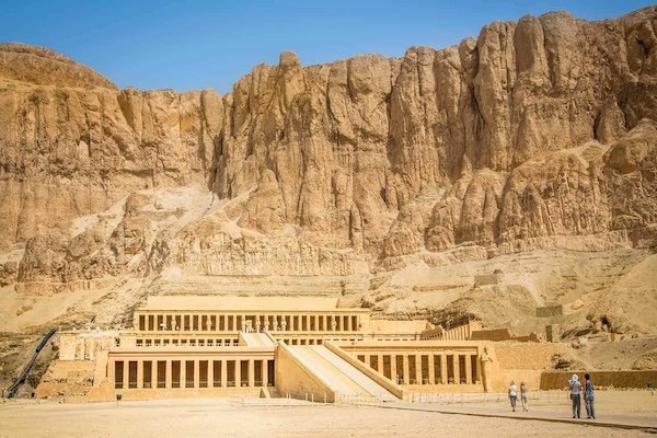 Luxor valley of the kings day trip by bus